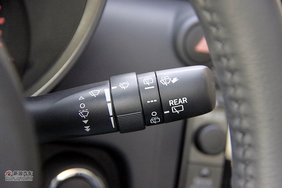 2011款杰路驰高清到店实拍