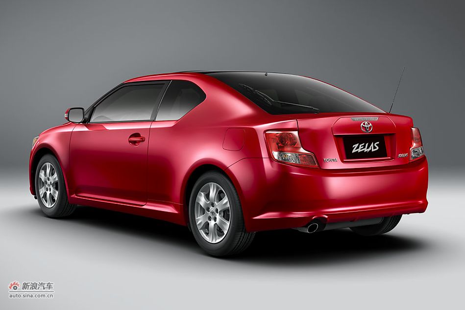 丰田ZELAS杰路驰外观