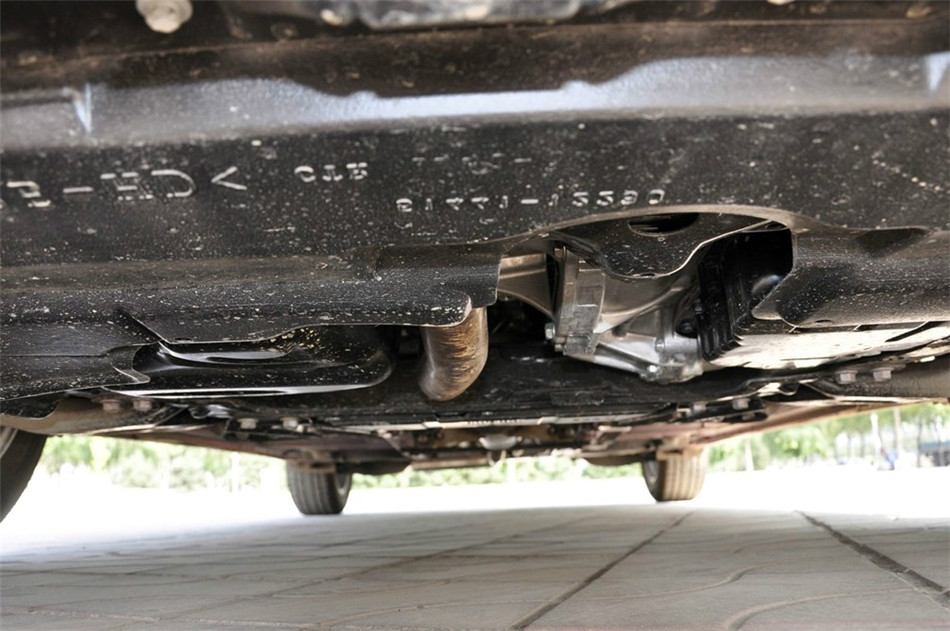 2011款丰田杰路驰2.5L自动标准版