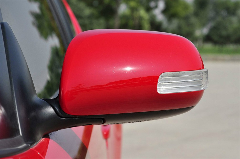 2011款丰田杰路驰2.5L自动标准版