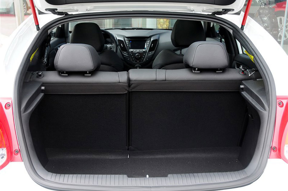 2012款现代Veloster飞思1.6T自动豪华版