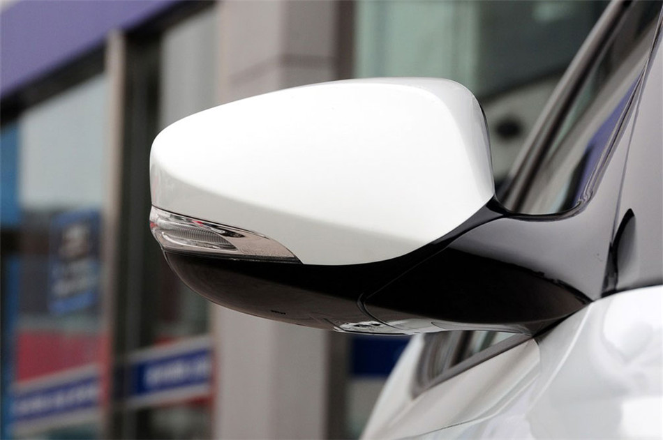 2012ִVeloster˼1.6TԶ