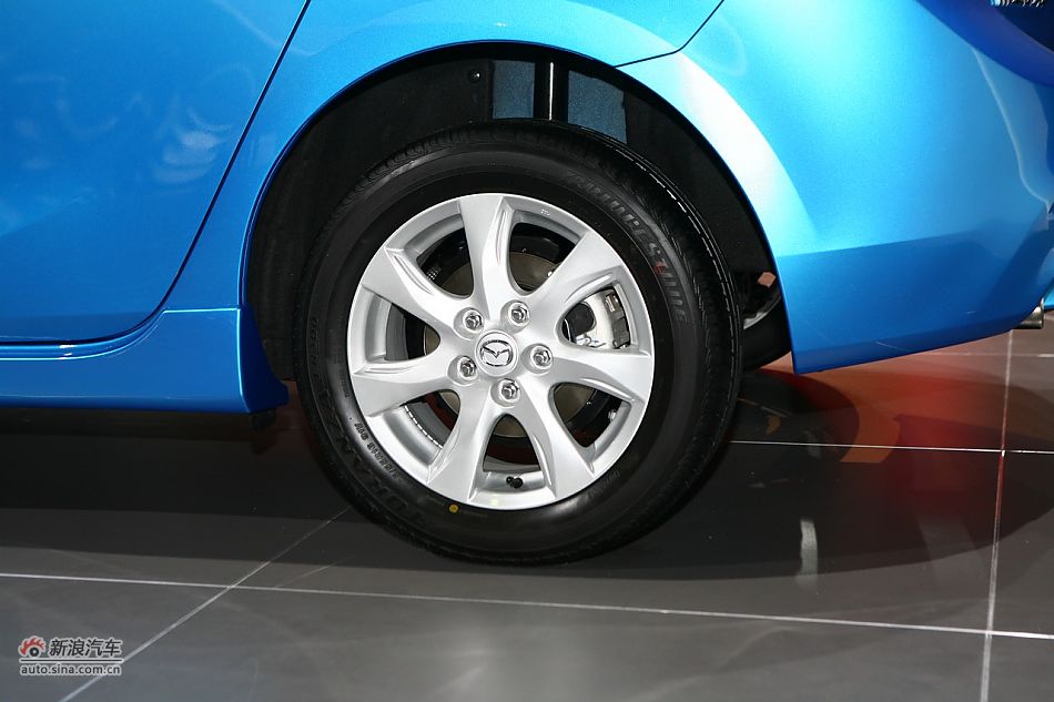 马自达3星骋两厢