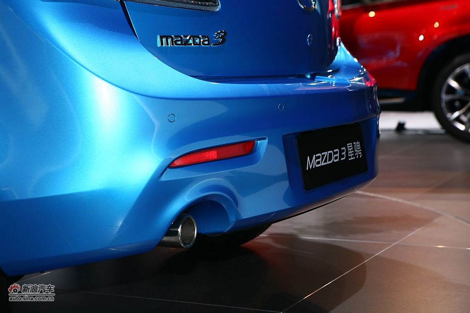 马自达3星骋两厢