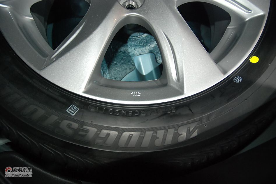 马自达3星骋两厢