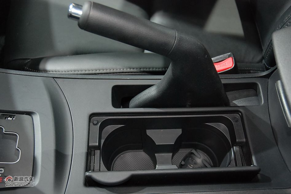 马自达3星骋两厢