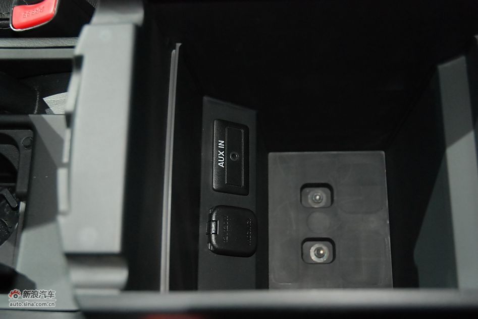 马自达3星骋两厢