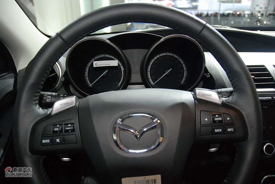 马自达3星骋两厢