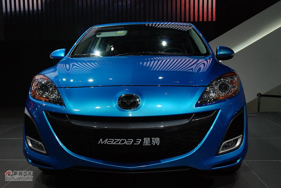 马自达3星骋两厢