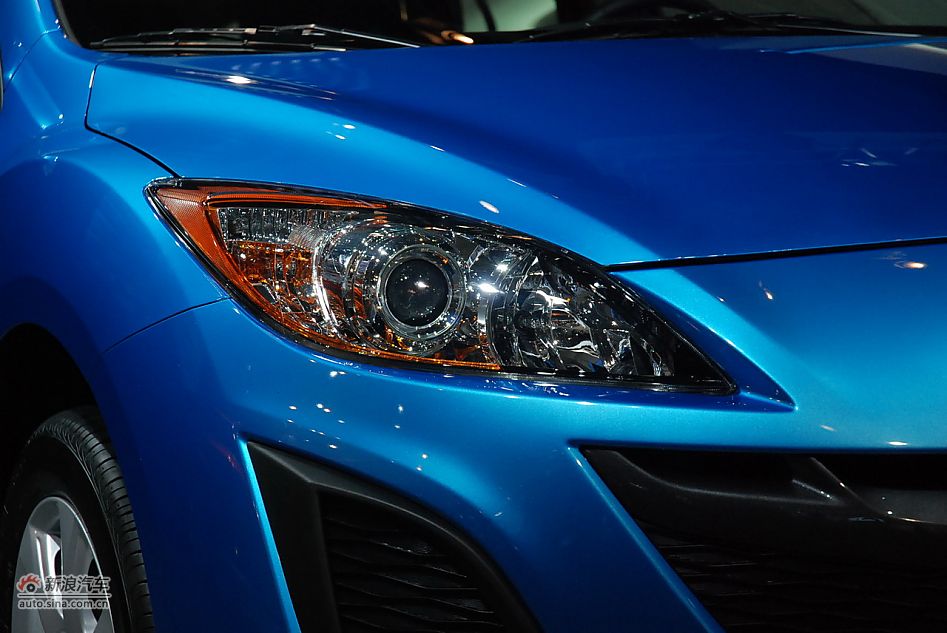 马自达3星骋两厢