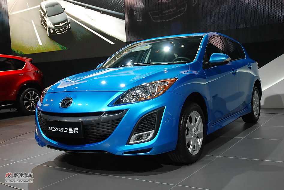 马自达3星骋两厢