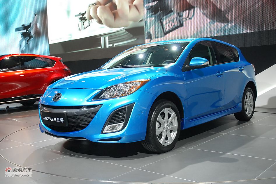 马自达3星骋两厢