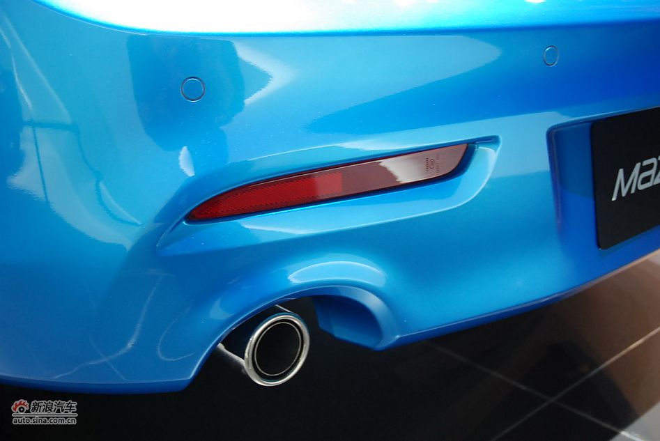 马自达3星骋两厢