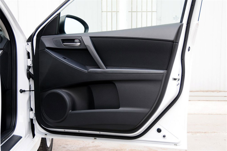 马自达3星骋 两厢 2013款 1.6L AT 精英型 空间