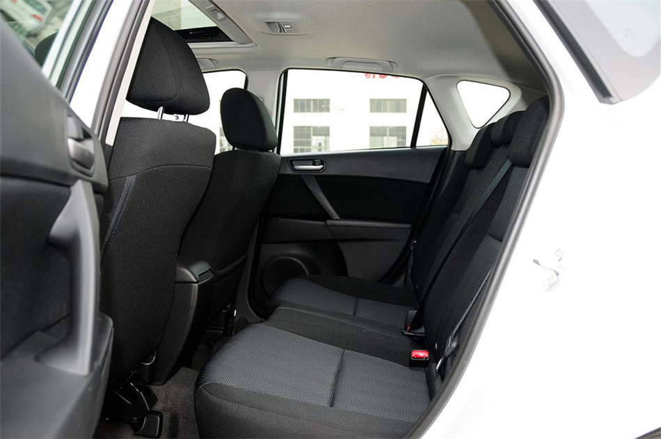 马自达3星骋 两厢 2013款 1.6L AT 精英型 空间