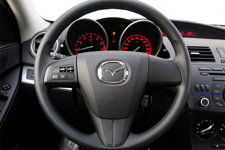 马自达3星骋 两厢 2013款 1.6L AT 精英型 内饰