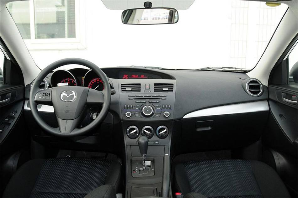 马自达3星骋 两厢 2013款 1.6L AT 精英型 内饰