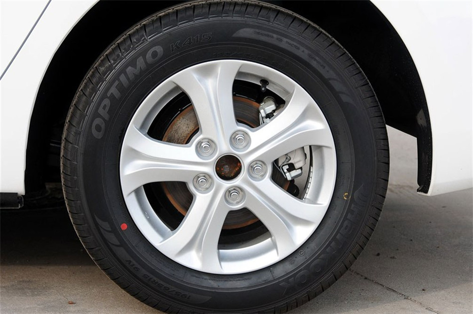 Դ3ǳ  2013 1.6L AT Ӣ ϸ