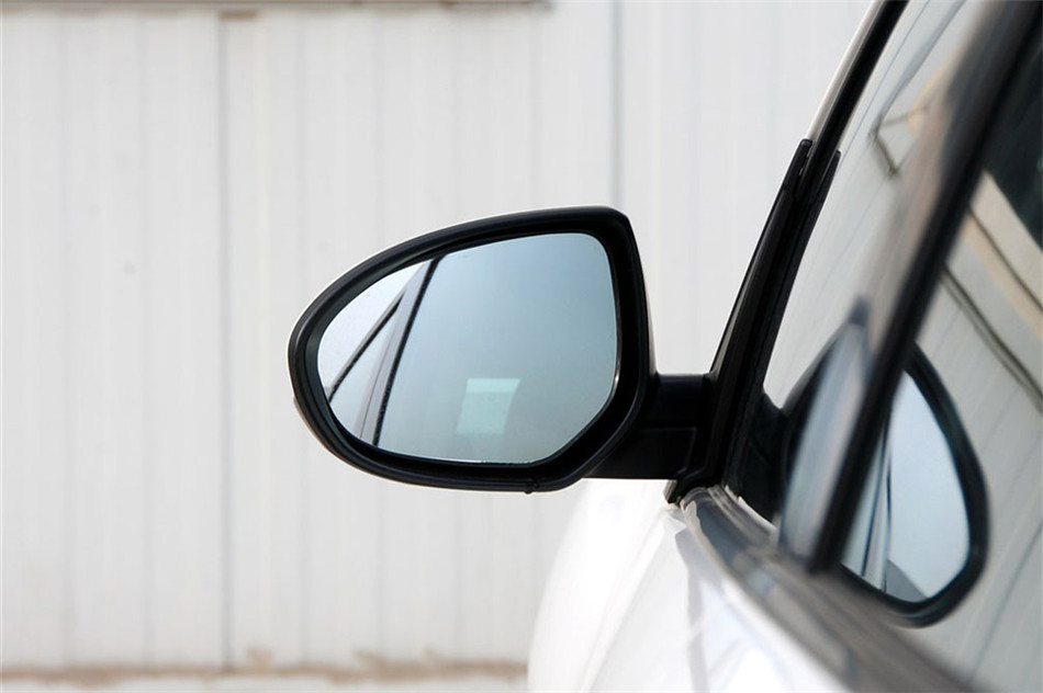 Դ3ǳ  2013 1.6L AT Ӣ ϸ