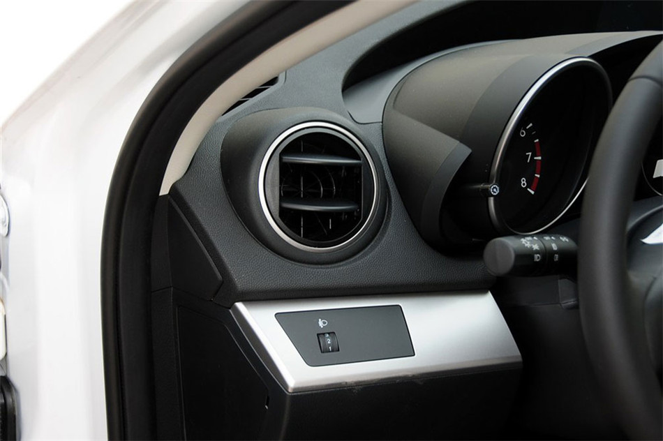 马自达3星骋 三厢 2013款 1.6L AT 精英型 内饰