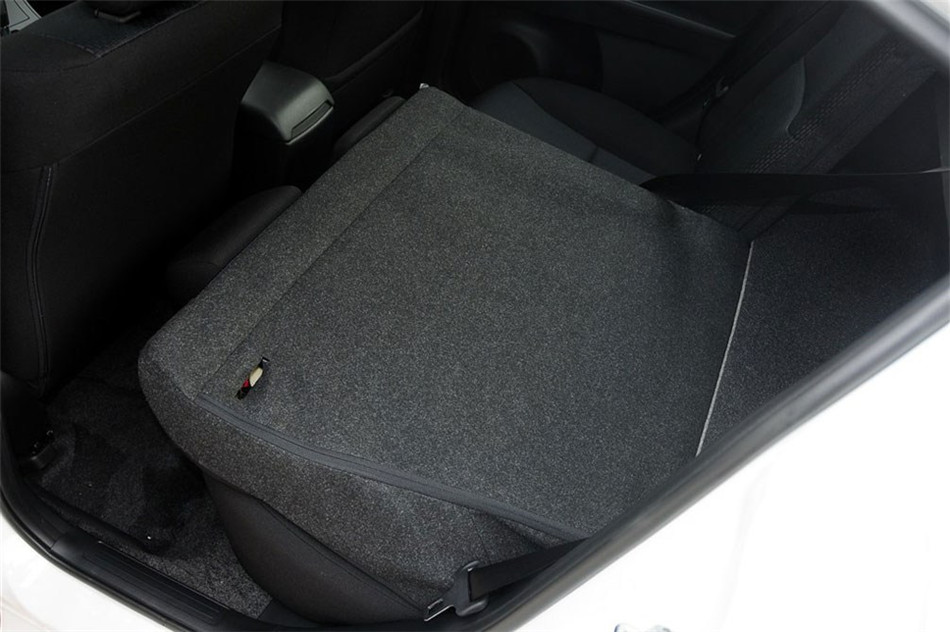 马自达3星骋 三厢 2013款 1.6L AT 精英型 空间