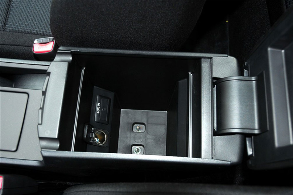 马自达3星骋 三厢 2013款 1.6L AT 精英型 空间