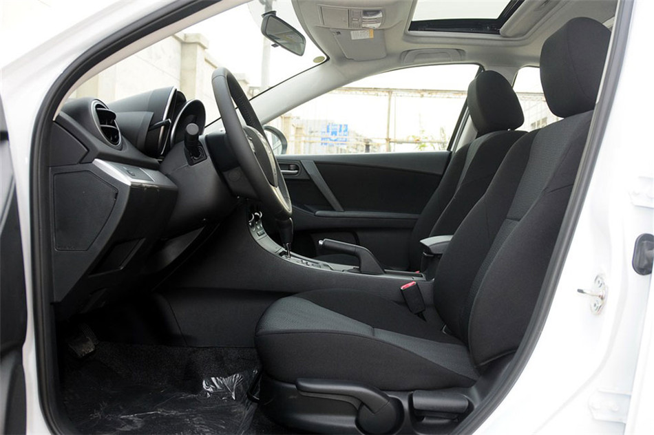 马自达3星骋 三厢 2013款 1.6L AT 精英型 空间