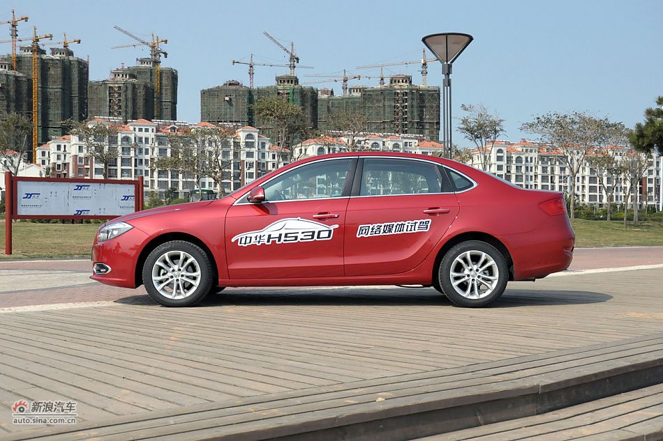 2011款中华H530试驾