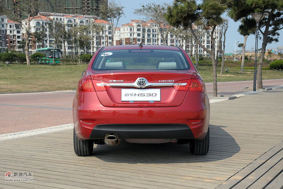 2011款中华H530试驾