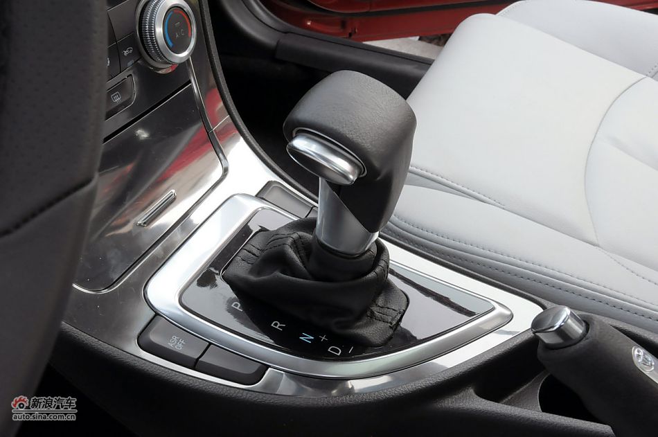 2011款中华H530试驾