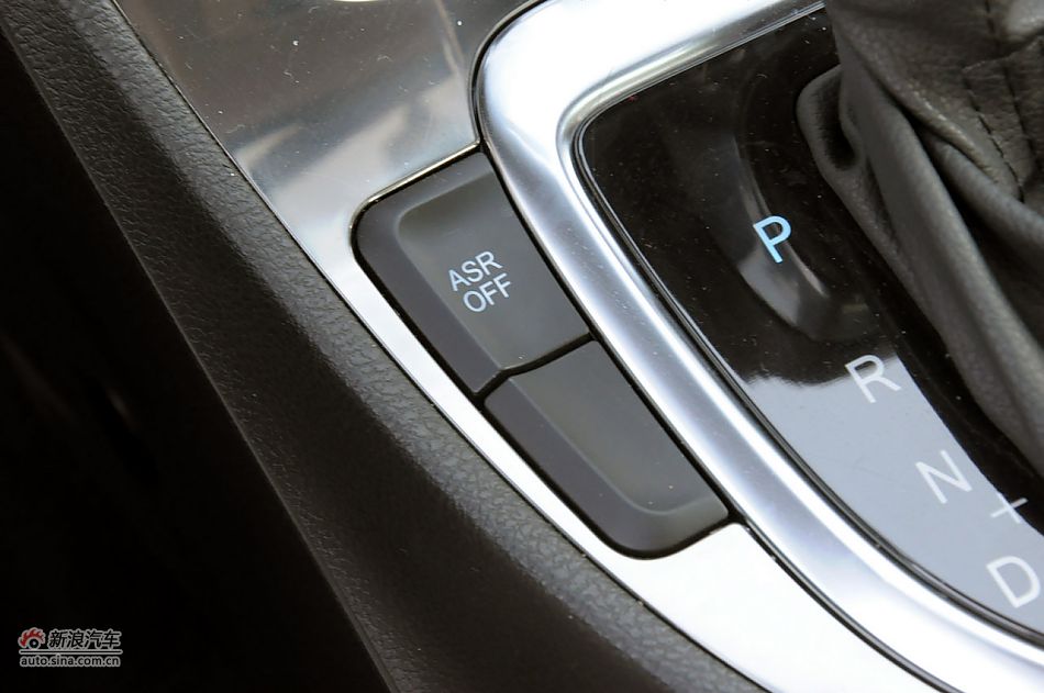 2011款中华H530试驾