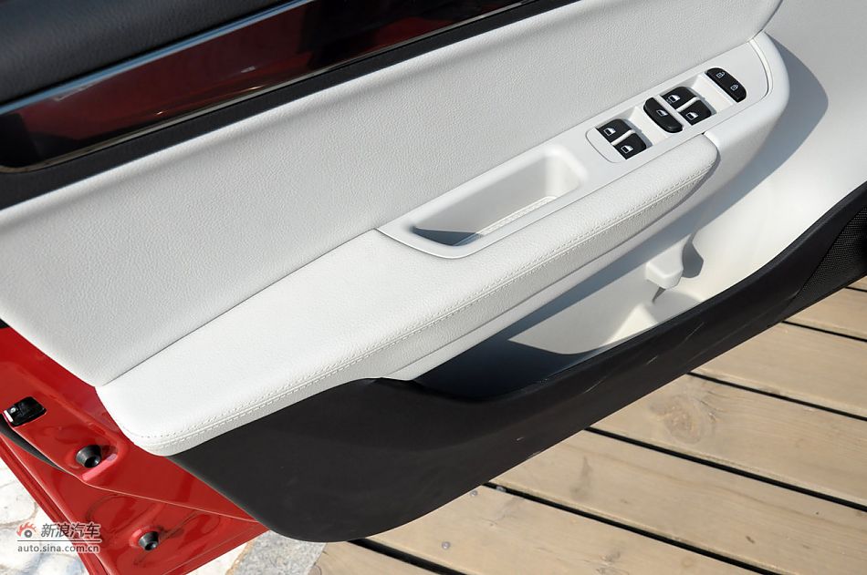 2011款中华H530试驾