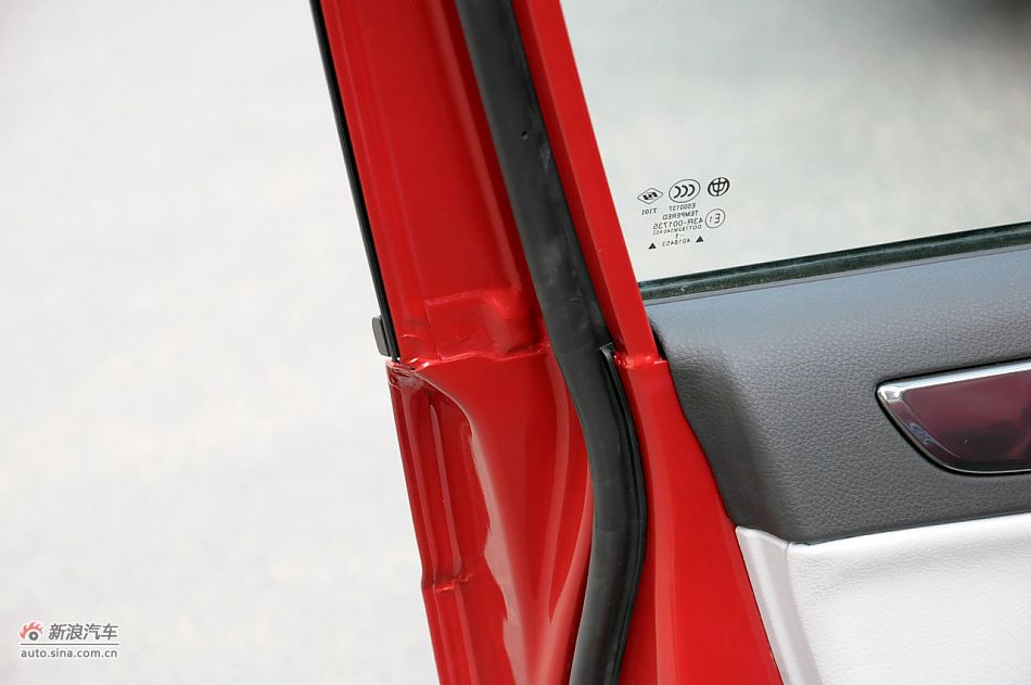 2011款中华H530试驾