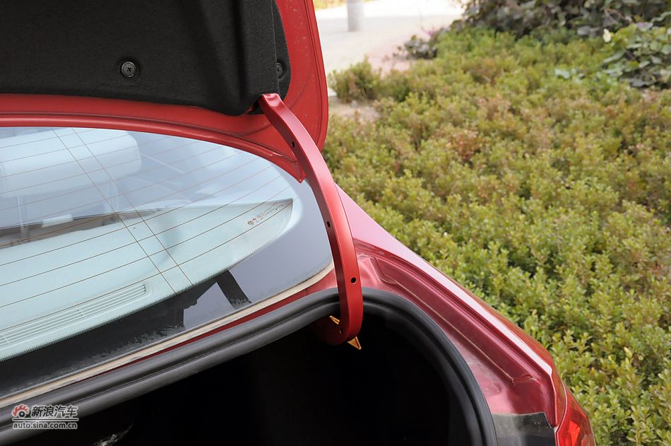 2011款中华H530试驾