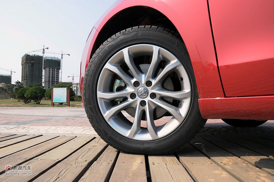 2011款中华H530试驾