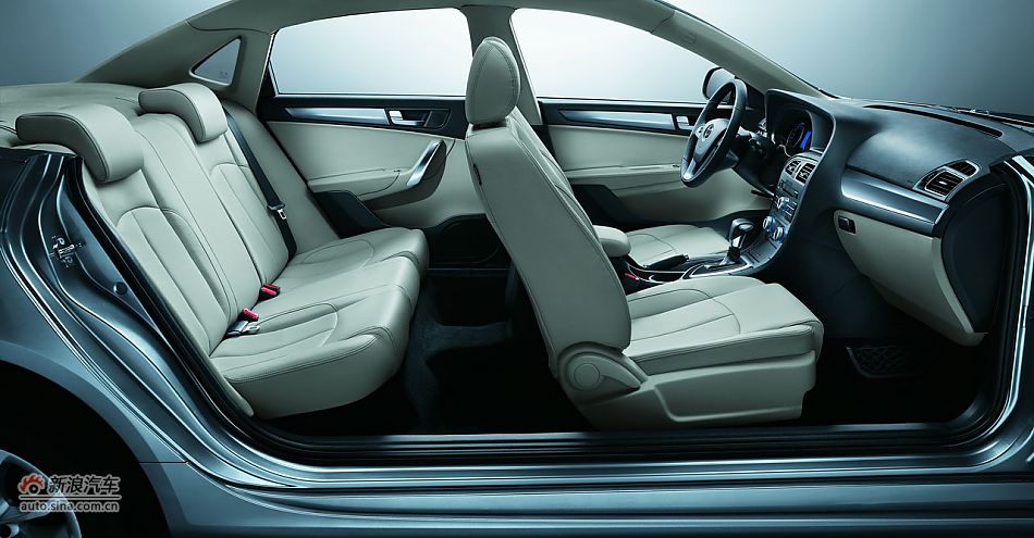 中华H530官方图内饰及细节