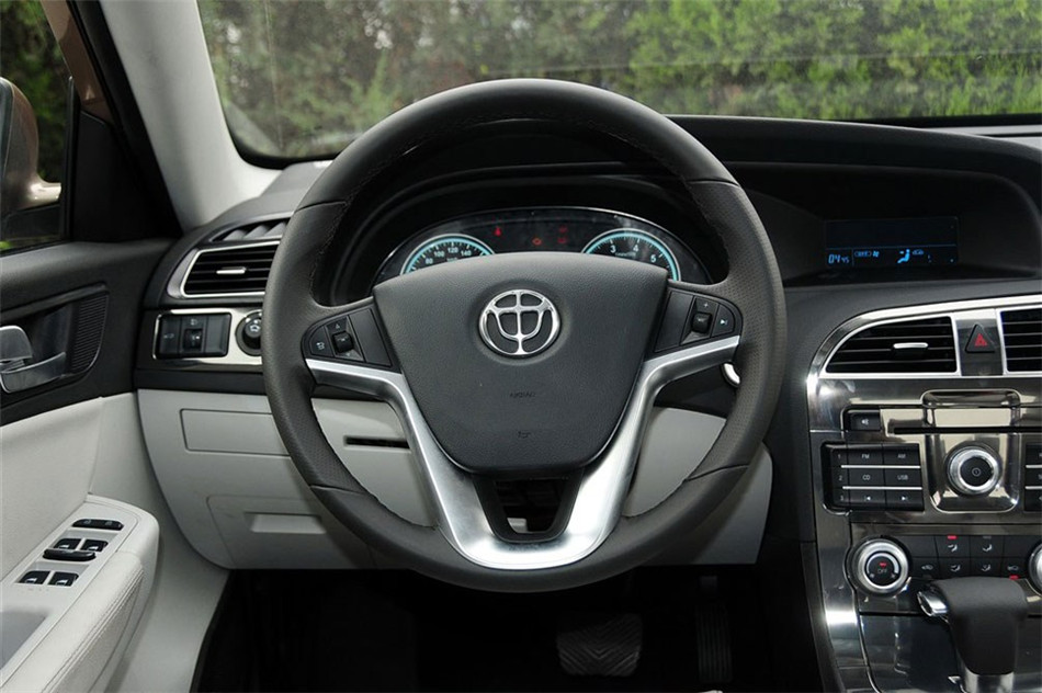 中华H530 2012款 1.5T AT 豪华型