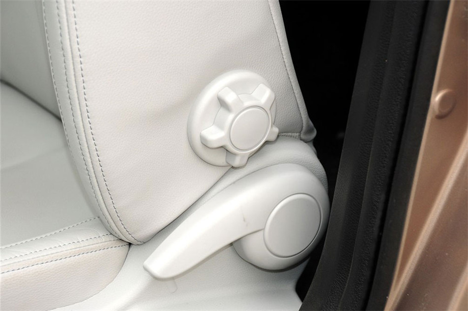 中华H530 2012款 1.5T AT 豪华型