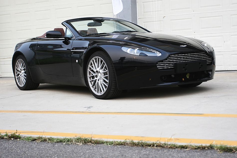 V8 Vantage外观图片