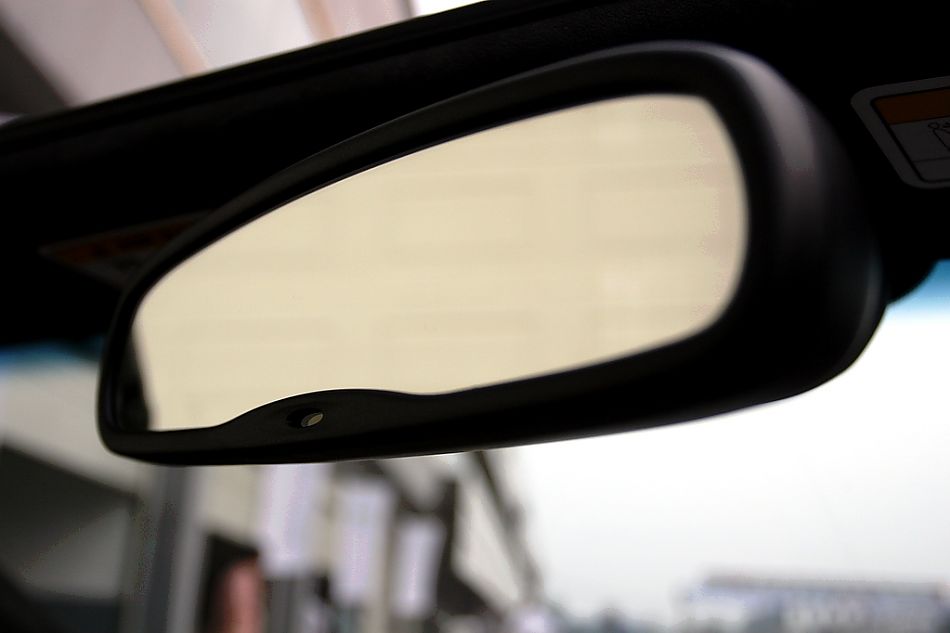 V8 Vantage Roadster内饰图片