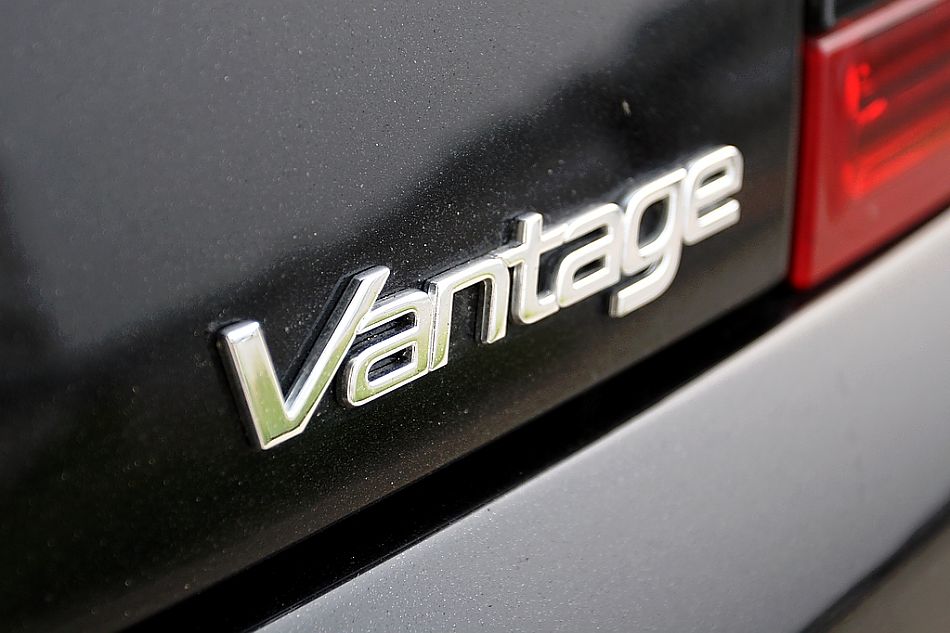 V8 Vantage外观图片