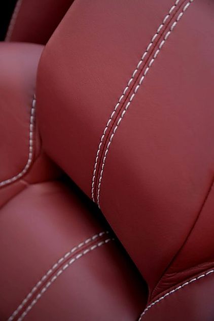 阿斯顿-马丁V8 Vantage内饰图片