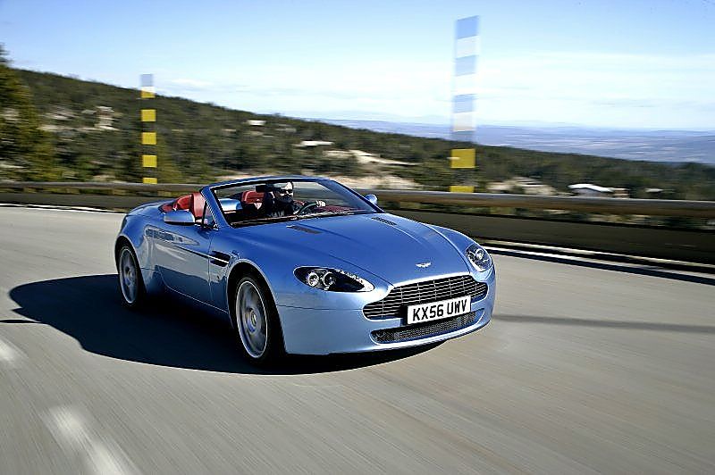 阿斯顿-马丁V8 Vantage外观图片