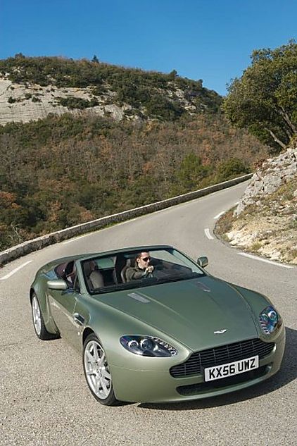 阿斯顿-马丁V8 Vantage外观图片