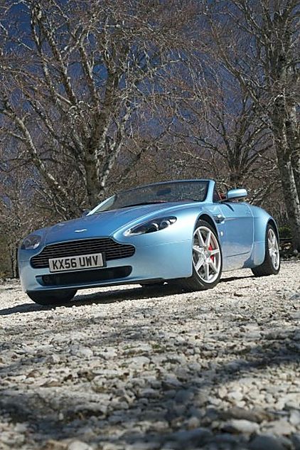 阿斯顿-马丁V8 Vantage外观图片