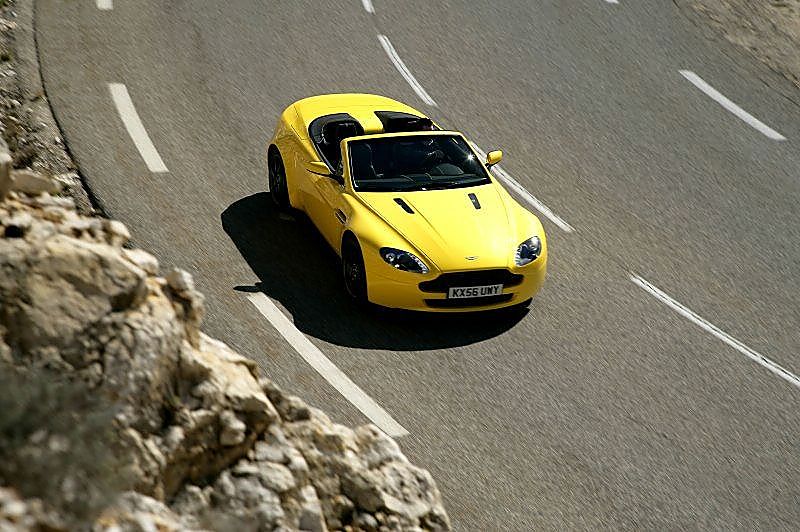 阿斯顿-马丁V8 Vantage外观图片