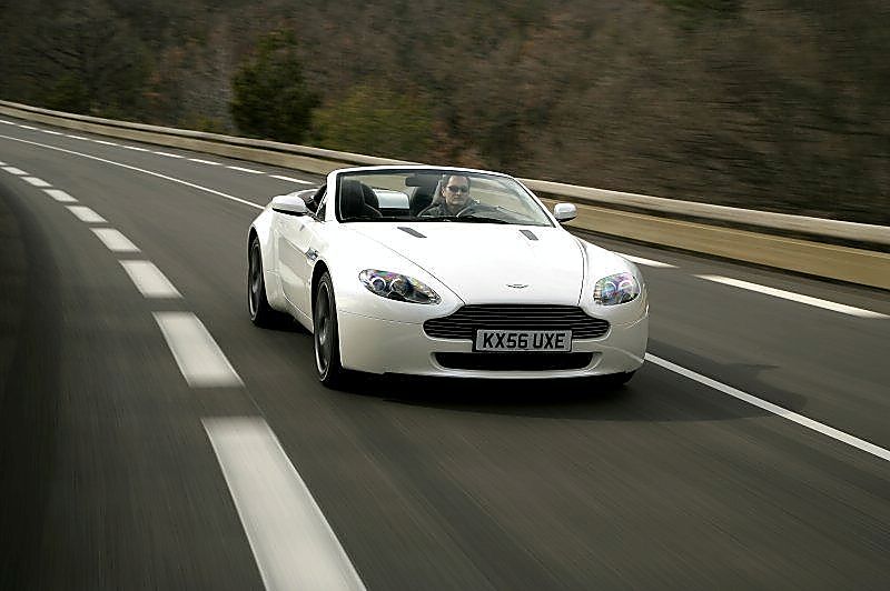 阿斯顿-马丁V8 Vantage外观图片