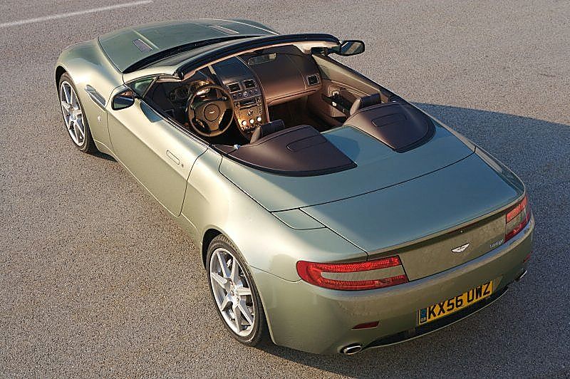 阿斯顿-马丁V8 Vantage外观图片