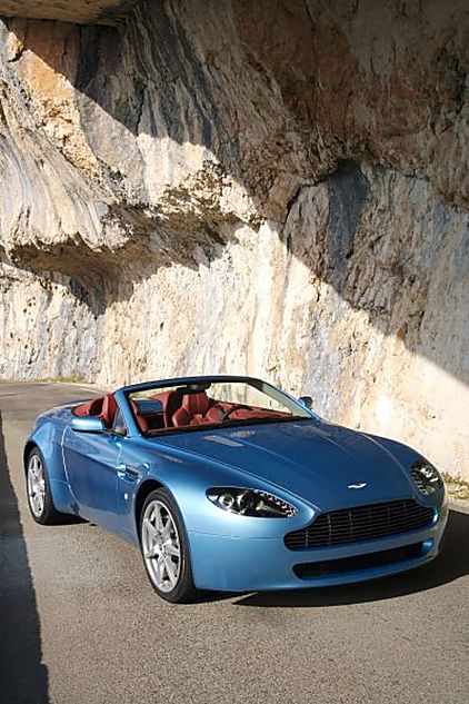 阿斯顿-马丁V8 Vantage外观图片