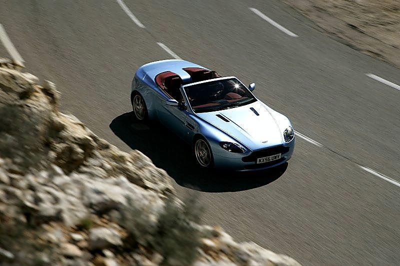 阿斯顿-马丁V8 Vantage外观图片